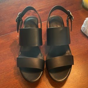 Aerosoles Camera black leather 6.5 womens